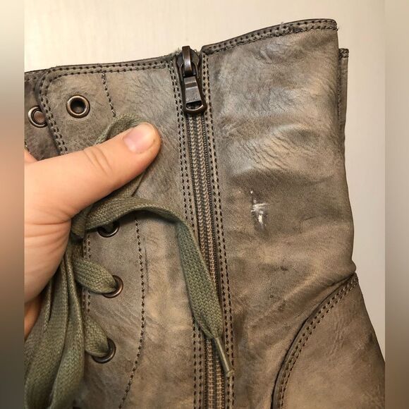 Reitmans | Grey Zipper or Lace Up Combat Boots - Picture 3 of 4